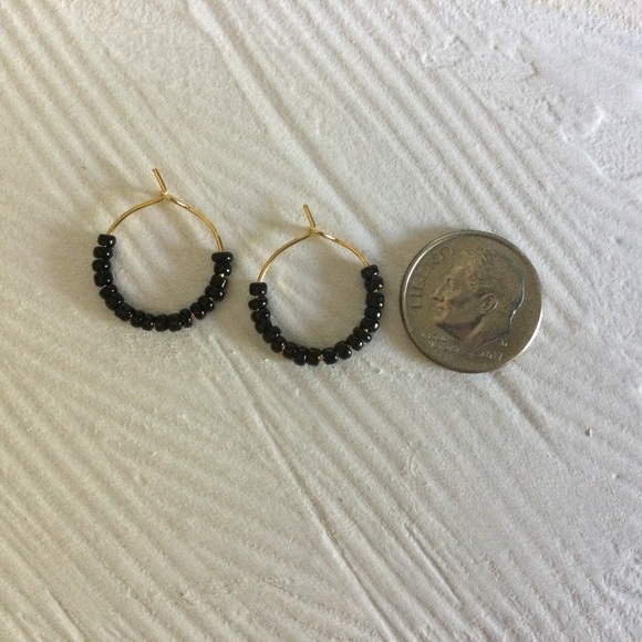 Black & Gold Beaded Hoops - Picture 2 of 3